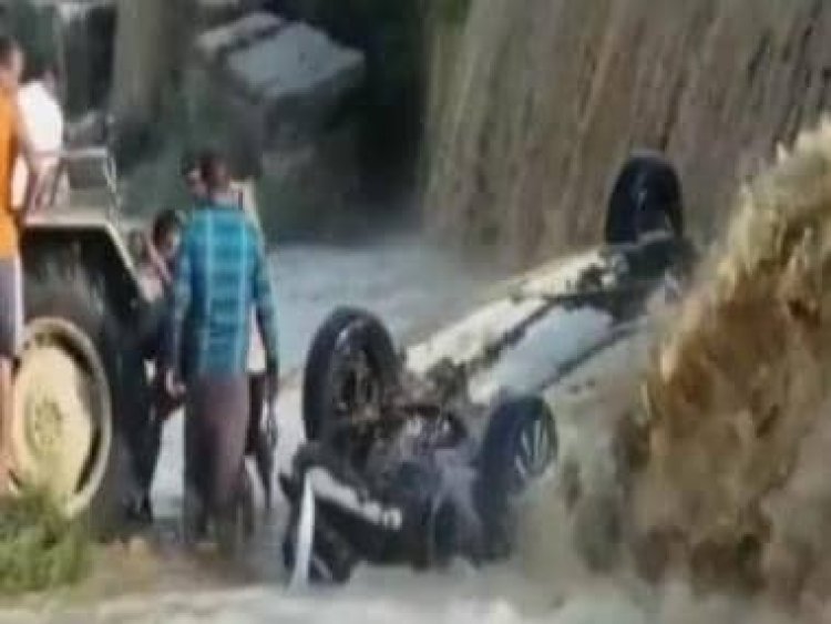 Nine killed after car washed away in Uttarakhand's Dhela river, five still trapped