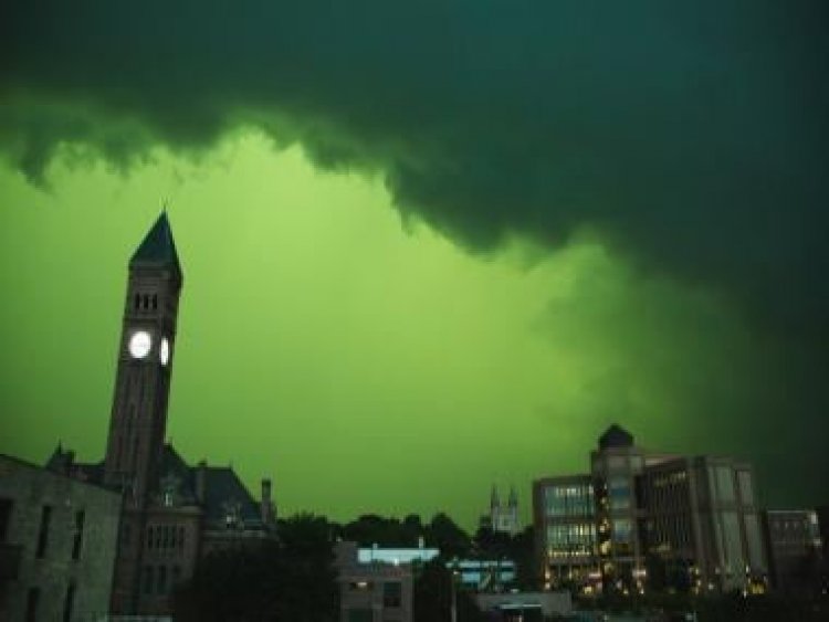 What's derecho – the storm that caused US skies to turn green