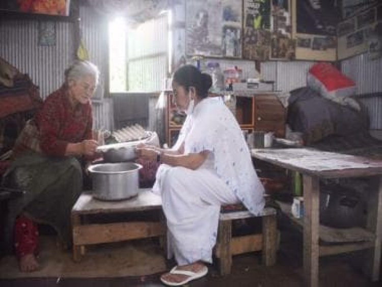 Watch: After pani puri, Mamata Banerjee tries her hand at making momos in Darjeeling