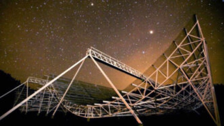 A fast radio burst’s rapid, steady beat offers a clue to its cosmic origin