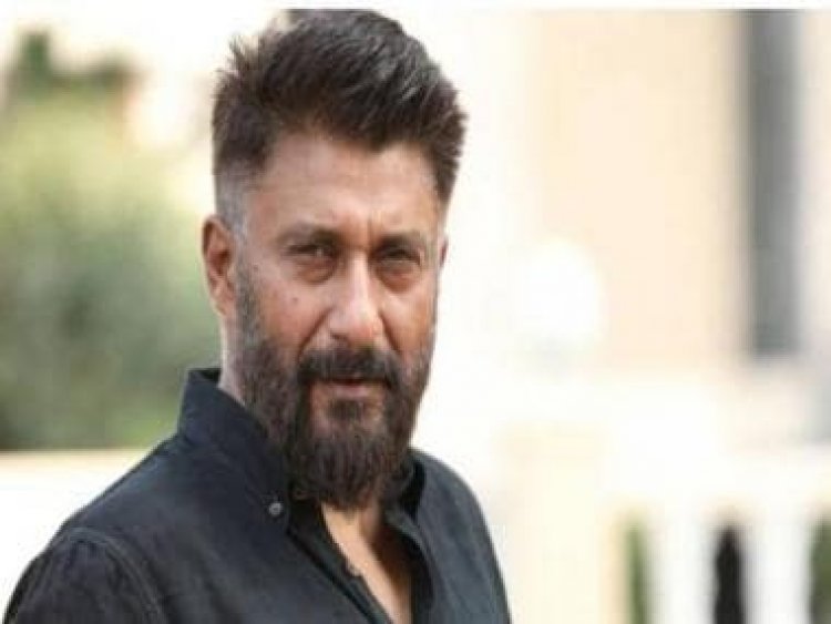 The Kashmir Files director Vivek Agnihotri mocks Shah Rukh and Salman; Gets trolled