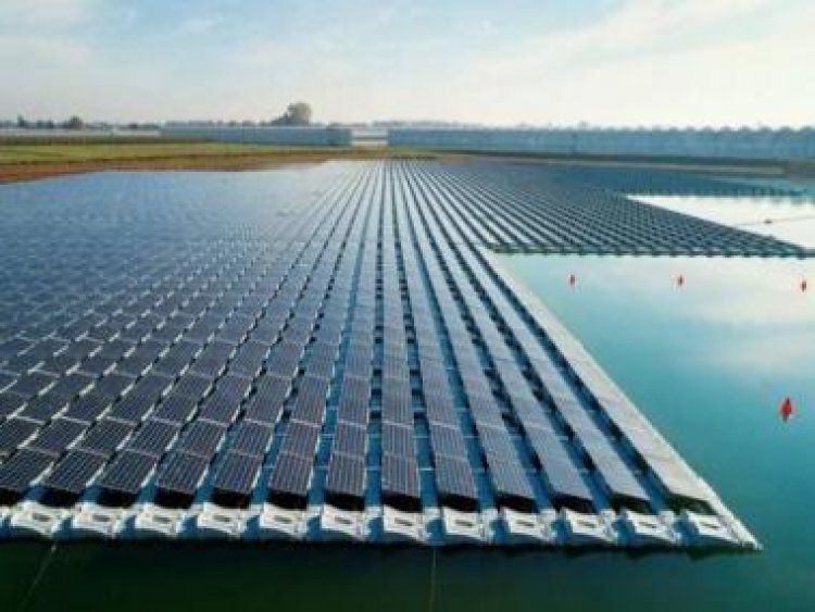 What is India’s largest floating solar power plant all about?