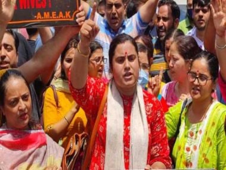 'Over 5,502 Kashmiri Pandits provided government jobs post abrogation of Article 370,' claims Centre