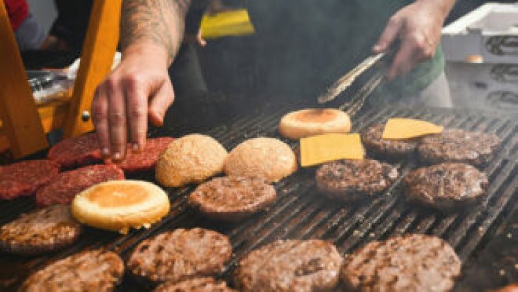 Here’s the quickest way to grill burgers, according to math