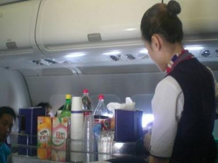 Watch: Flight attendant claims severed snake head found in meal; investigation launched