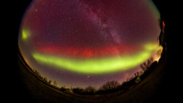 Amateur astronomers’ images of a rare double aurora may unlock its secrets