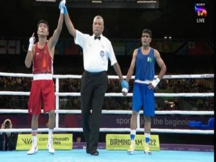 Commonwealth Games: Shiva Thapa outclasses Pakistan's Suleman Baloch in opening bout