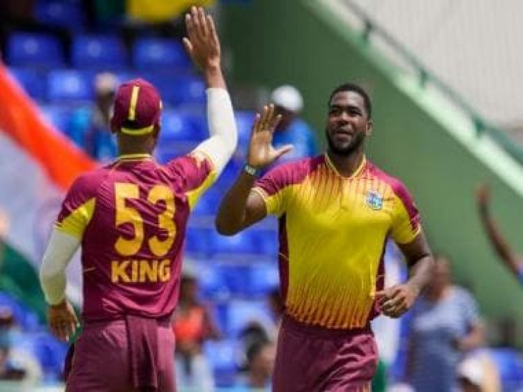 IND vs WI 2nd T20I Live cricket score and ball by ball commentary: West Indies need 16 in two overs