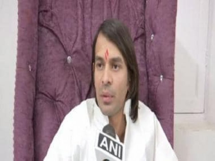 Muharram ki badhai: RJD's Tej Pratap Yadav wishes Muslims on mourning day when asked about Bihar crisis; WATCH