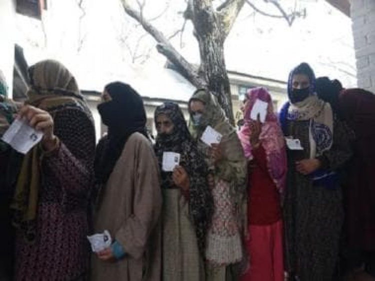 Non-locals in J&amp;K get voting rights, Opposition says BJP's ploy to seek backdoor entry into state