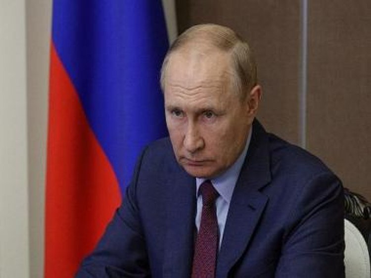 Is Vladimir Putin facing an internal struggle in Russia?