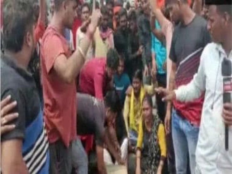 Protests erupt in Jharkhand’s Dumka after girl who was set on fire succumbs to injuries, accused held