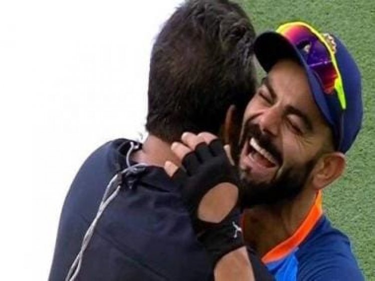 Watch: Virat Kohli hugs Wasim Akram ahead of IND vs PAK clash; heartwarming frame earns praise