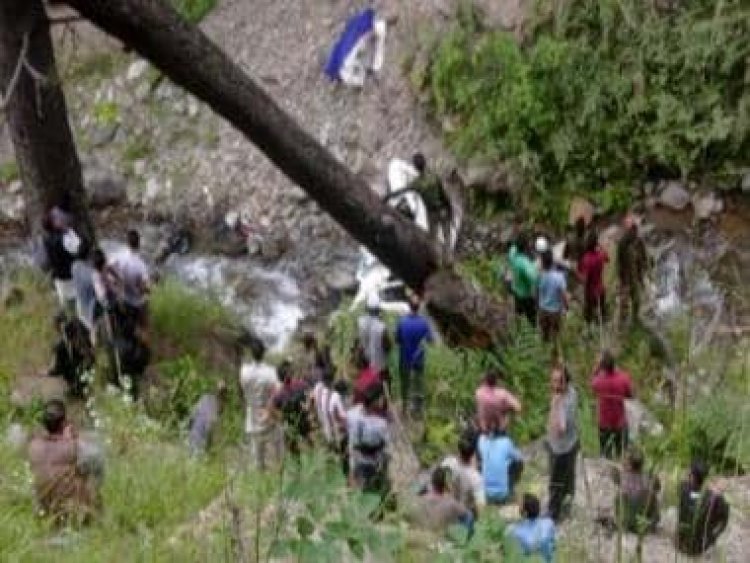 Jammu: Eight, including child, dead as SUV skids off road, plunges into gorge in Kishtwar district