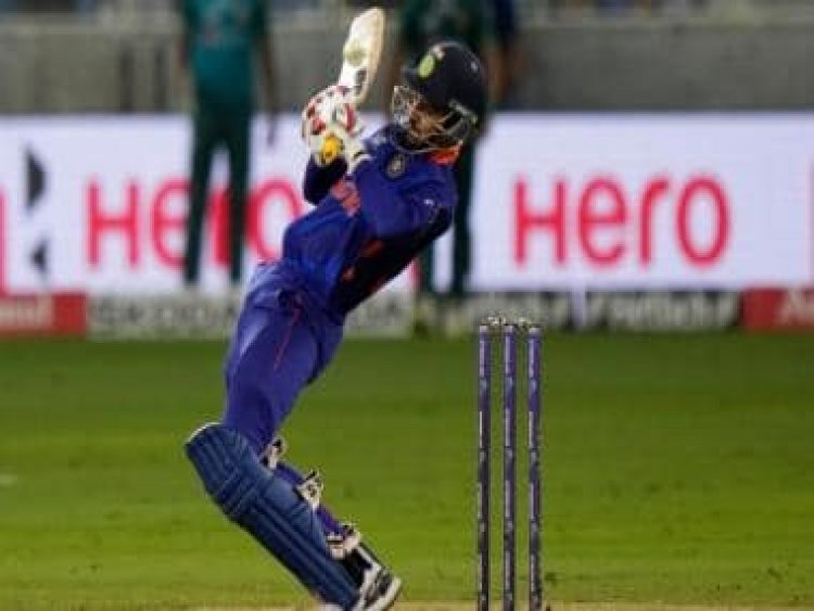 India vs Pakistan Asia Cup 2022: Scratchy Deepak Hooda goes down with untimed ramp shot