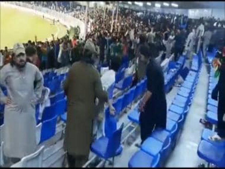 Pakistan vs Afghanistan Asia Cup 2022: Watch Afghan fans disrupt, throw chairs at Pakistan fans; Shoaib Akhtar condemns
