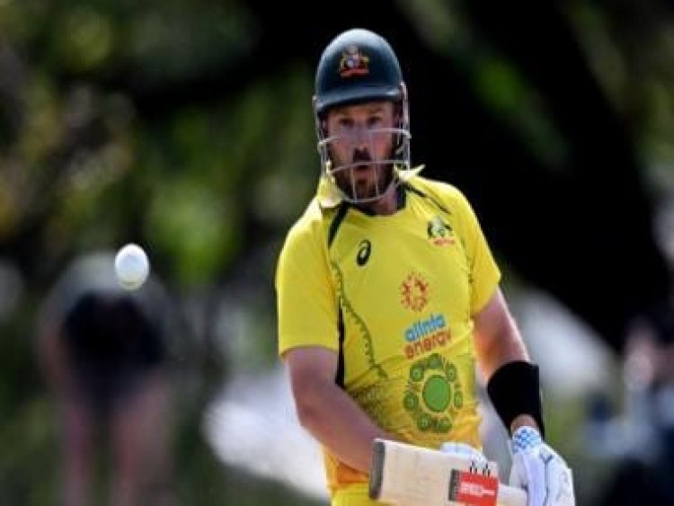 LIVE Cricket Score, Australia vs New Zealand 3rd ODI in Cairns