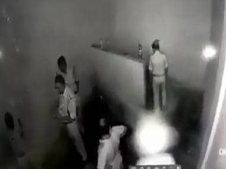 Bihar: Dissatisfied with work, Nawada top cop puts 5 junior police officials in lockup, video goes viral; probe sought