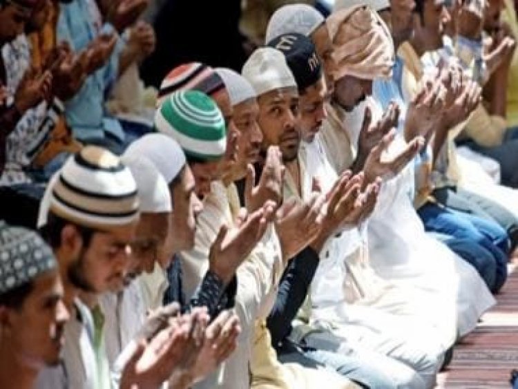 UP: Muslim pilgrims punished for namaz on Lucknow-Delhi highway