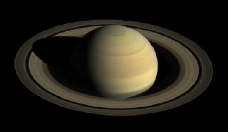 Saturn’s rings and tilt might have come from one missing moon