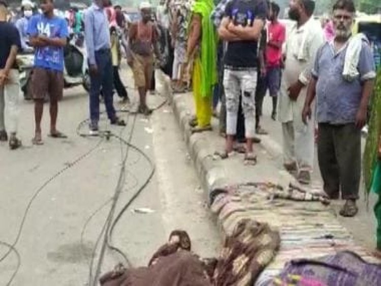 Delhi: 4 killed as speeding truck runs over people sleeping on road divider in Seemapuri