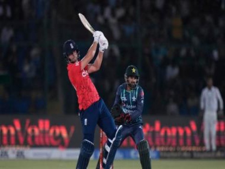 Pakistan vs England 3rd T20I LIVE score and updates: PAK 18/1 after 3 overs in run-chase