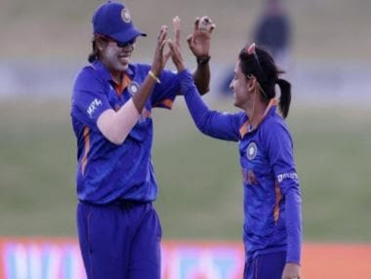India Women vs England Women LIVE Score 3rd ODI Updates: Jhulan Goswami strikes again; ENG 118/9 in chase