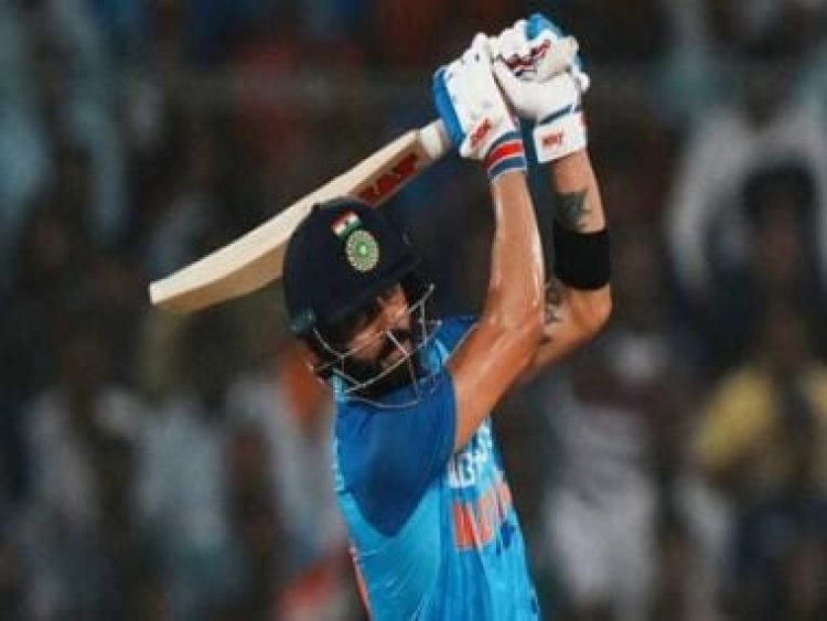 India vs Australia: Virat Kohli bats in full flow to hit half century in chase; watch video