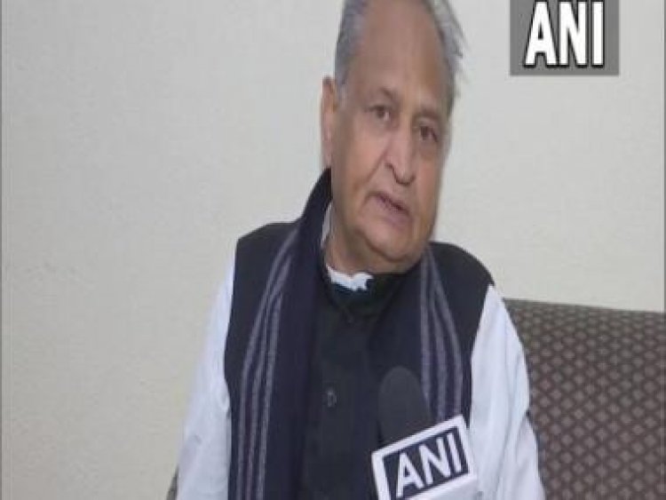 Congress President Poll: Ashok Gehlot in no mood to quit Rajasthan CM post? At least, his tweets suggest so!