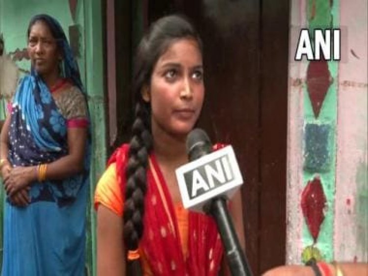 Bihar condom remark row: Did nothing wrong by putting forward girls' concerns, says student who questioned IAS officer