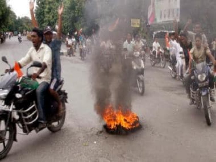 West Bengal: Bombs hurled at Trinamool Congress leader, relatives beaten up