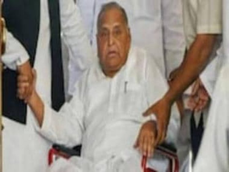 Former UP CM Mulayam Singh Yadav's health stable, to remain in ICU