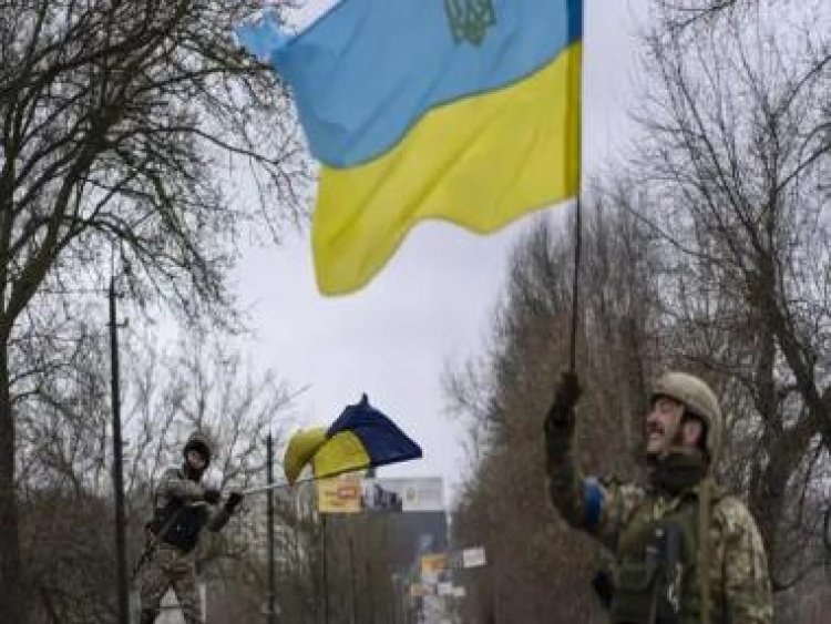 Russia evacuates 15,000 civilians from Kherson as Ukrainian counter-offensive continues