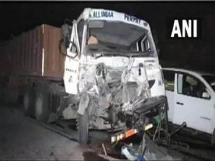 Uttar Pradesh-bound bus collides into stationary truck in Madhya Pradesh's Rewa; 15 killed, more than 35 injured
