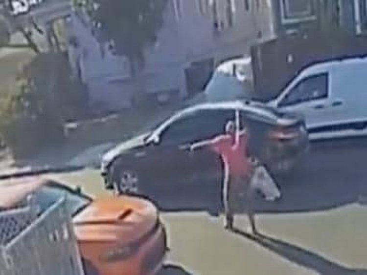 Watch video: Elderly woman saves another senior citizen from getting robbed