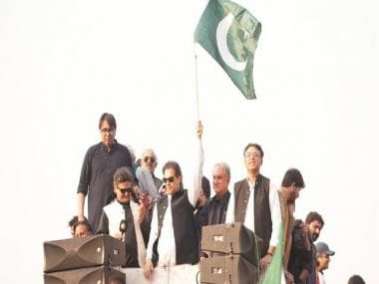 Why has Imran Khan launched ‘Haqeeqi Azadi’ march from Lahore to Islamabad?