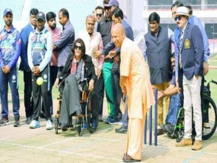 WATCH: UP CM Yogi Adityanath plays cricket after inaugural program of 'Sardar Patel National Divyang-T20 Cup' tournament