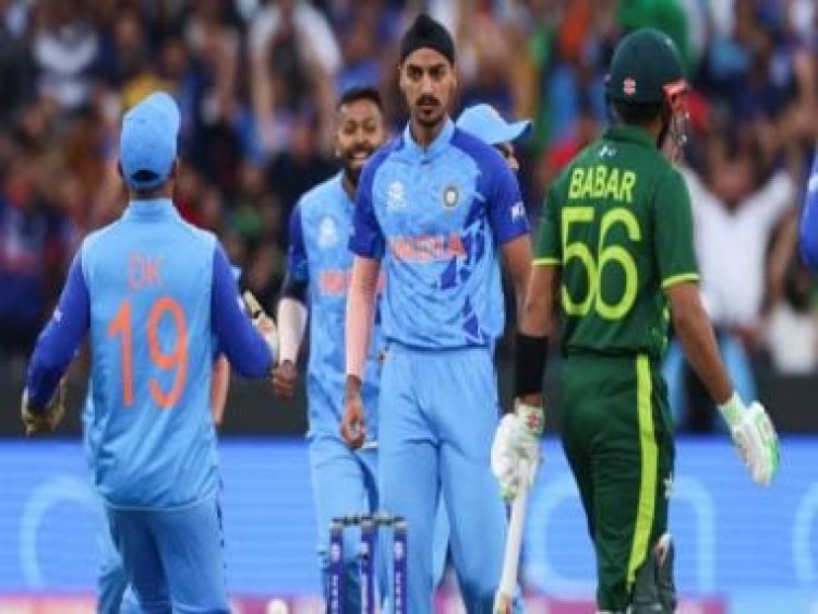 T20 World Cup: ‘Ye spinner tha ki batsman tha’, Shahid Afridi reacts to Amit Mishra’s sarcastic tweet on Babar’s form