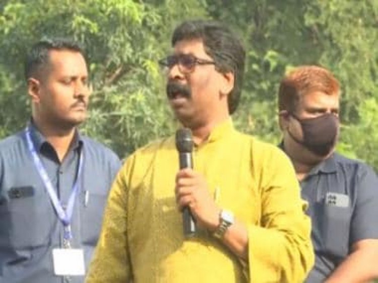 'Why question, arrest me directly': Hemant Soren dares ED after skipping questioning