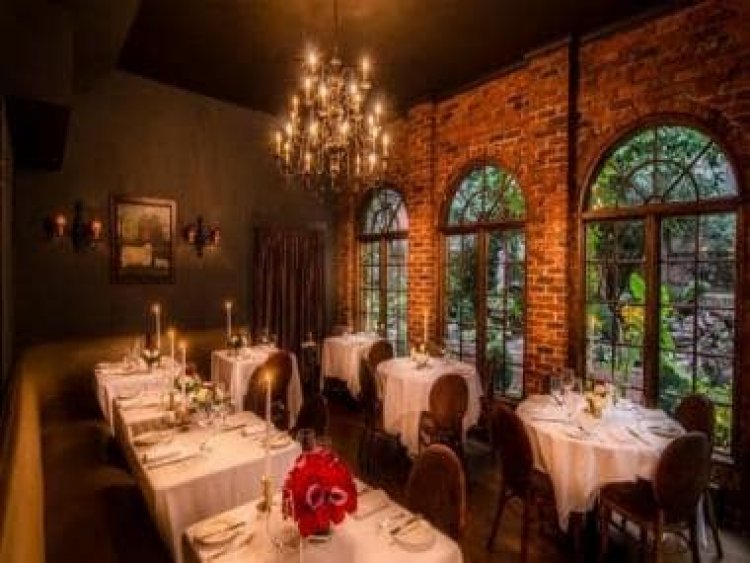 A Date Gone Wrong: Does New York’s most romantic restaurant discriminate against Asians?