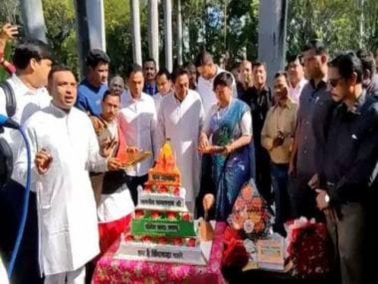 Birthday Blues: The controversy surrounding a temple-shaped cake cut by Kamal Nath