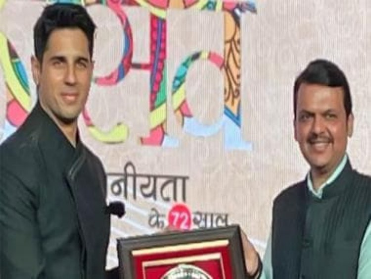 Sidharth Malhotra on being awarded for his contribution to Hindi Cinema: 'Thankful to fans for being a solid support'