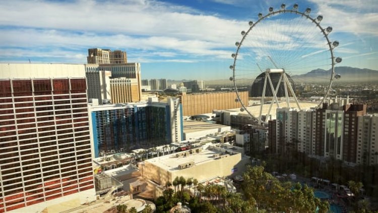 Forget Covid, the Las Vegas Strip Faces a Growing Health Crisis