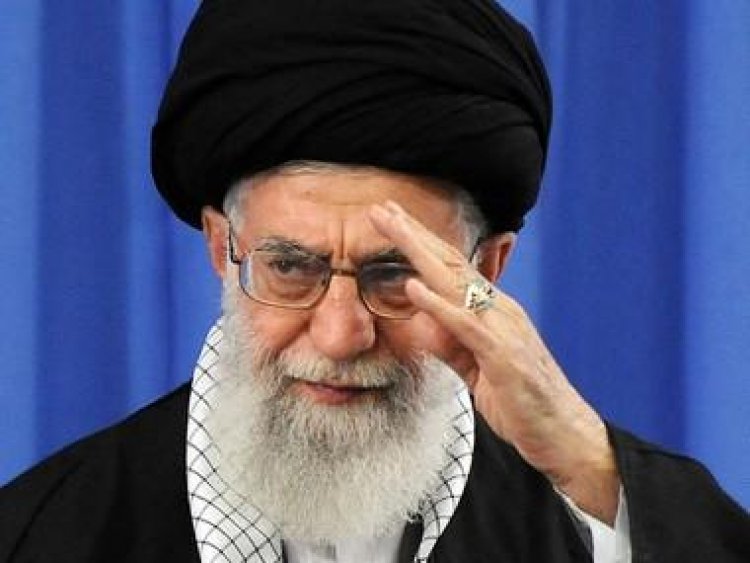 Iranians ‘hanging’ Khamenei from foot-over bridges as anti-hijab protests gain steam by the day