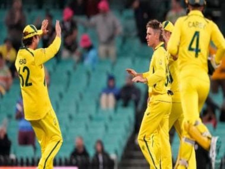 Australia vs England Live Cricket Score and Commentary, 3rd ODI at Melbourne