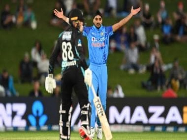 India vs New Zealand 3rd T20I: Mohammed Siraj, Arshdeep Singh dismantle hosts’ batting with fiery pace