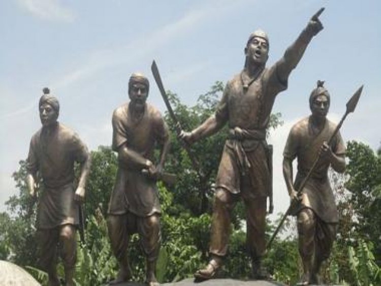 Who was Lachit Barphukon, the legendary Ahom general, whose 400th birth anniversary celebrations will be held in Delhi?