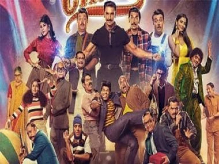 Ranveer Singh introduces the family of Rohit Shetty's Cirkus a week before the trailer