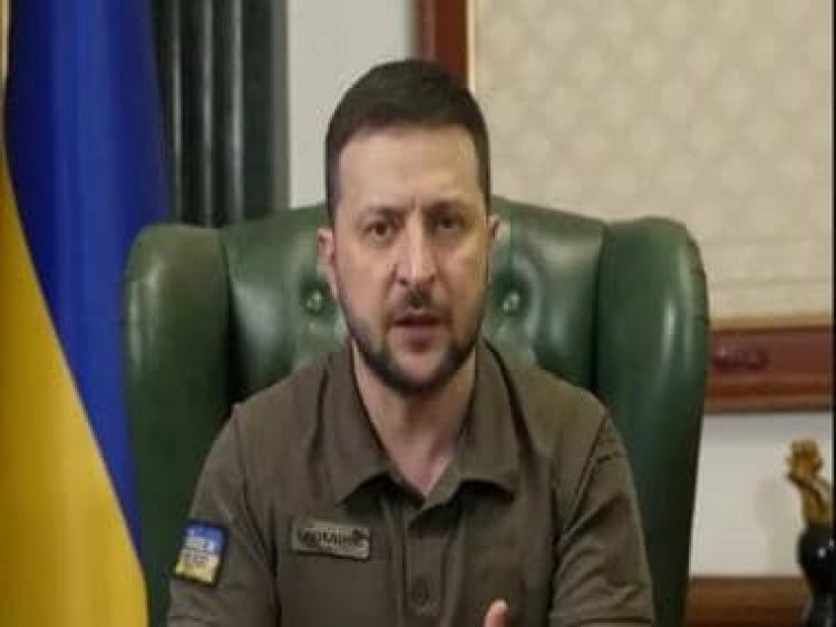 Ukrainian president Zelenskyy criticises Kyiv mayor over emergency centres