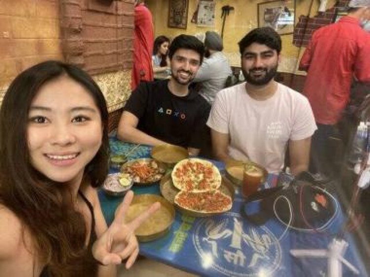 South Korean YouTuber meets and thanks her 'Indian heroes' who saved her from sexual harassment